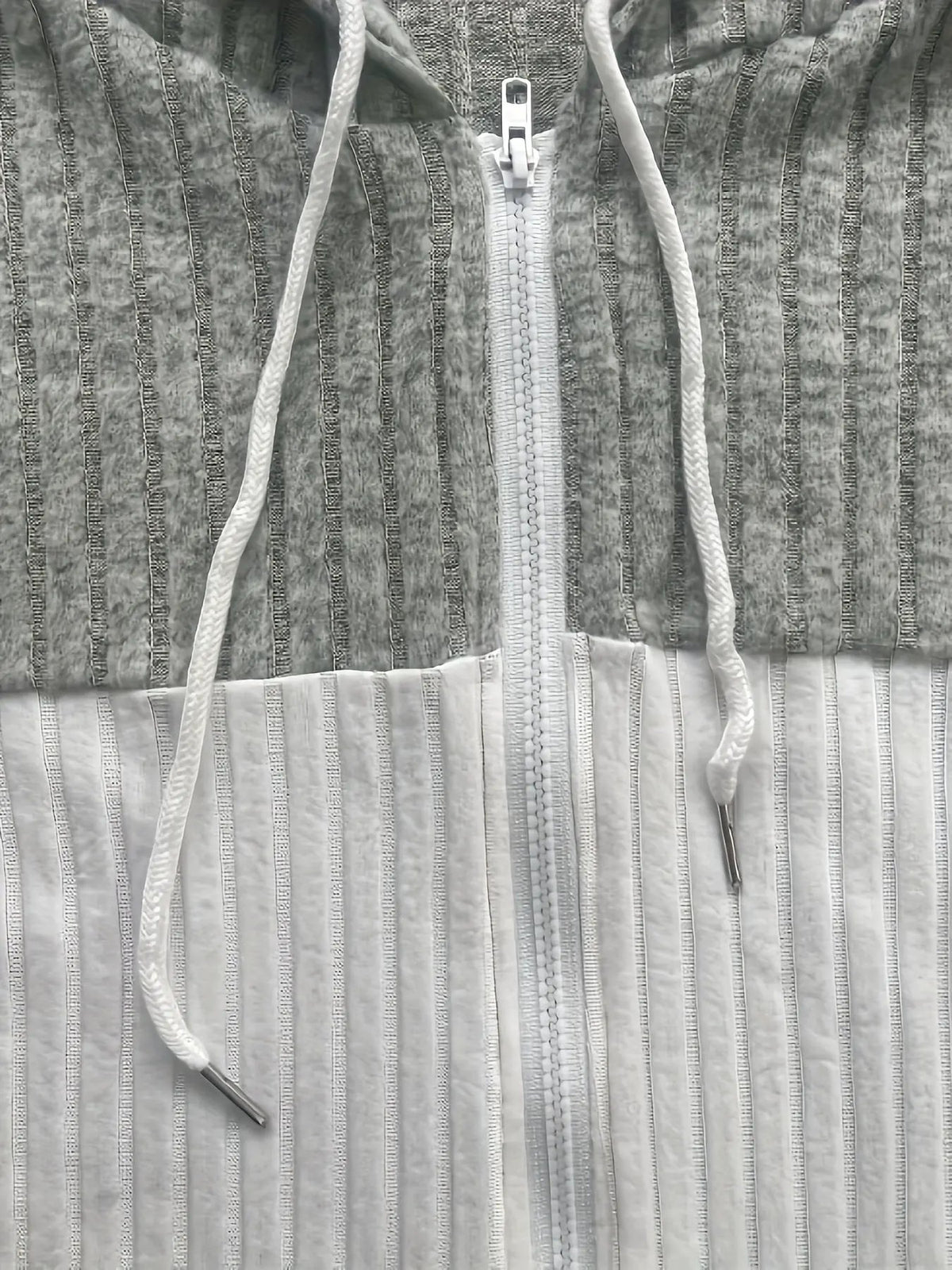 Cecilia | Textured Colour-Block Hooded Jacket by My Store
