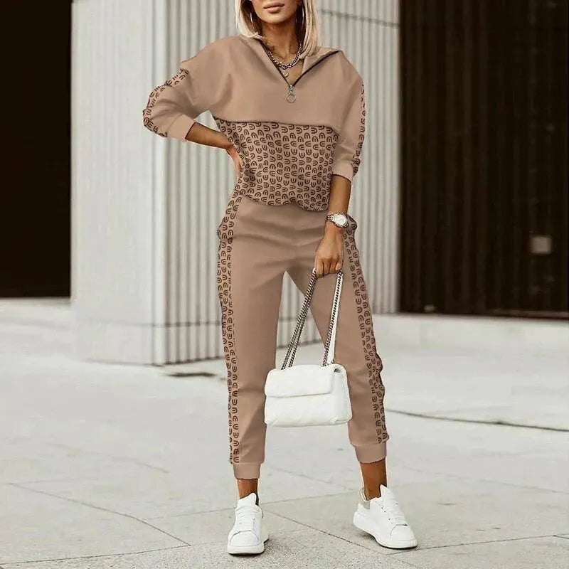 Women's Relaxed Half-Zip Tracksuit with Tapered Trousers - Casual Days by Bellmaren