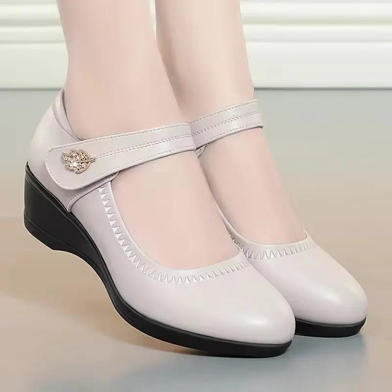 Women's Round Toe Slip On Casual Soft Shoes by Bellmaren