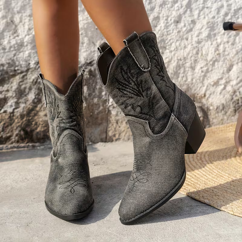 Women's Western Cowboy Boots – Embroidered Details & Washed Finish