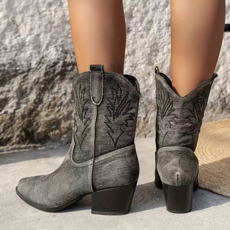 Women's Western Cowboy Boots – Embroidered Details & Washed Finish
