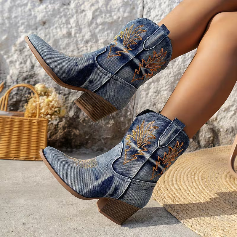 Women's Western Cowboy Boots – Embroidered Details & Washed Finish